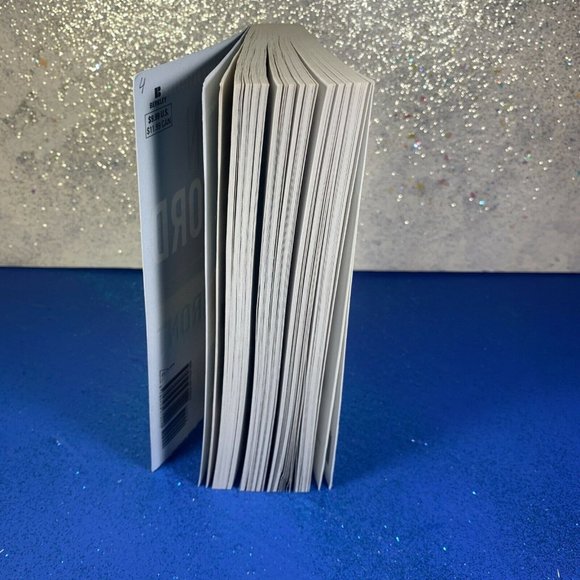 Storm Front ~ A Virgil Flowers Novel ~ by John Sandford ~ Paperback - Picture 7 of 9